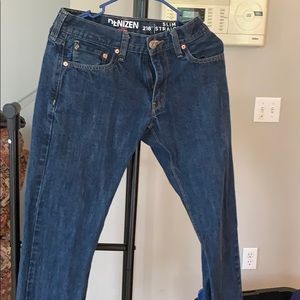 Levi’s 218 jeans